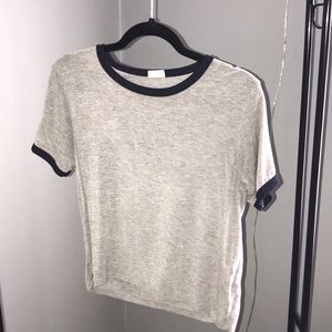 gray t-shirt with navy lining